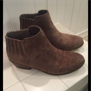 Charlotte Russe brown Suede Booties size 8
